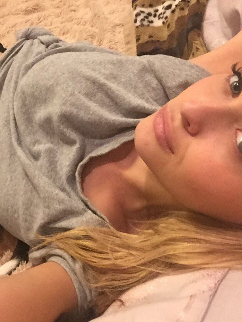 Жанна проститутка интим салон Питера у метро Достоевская салон проституток искушение