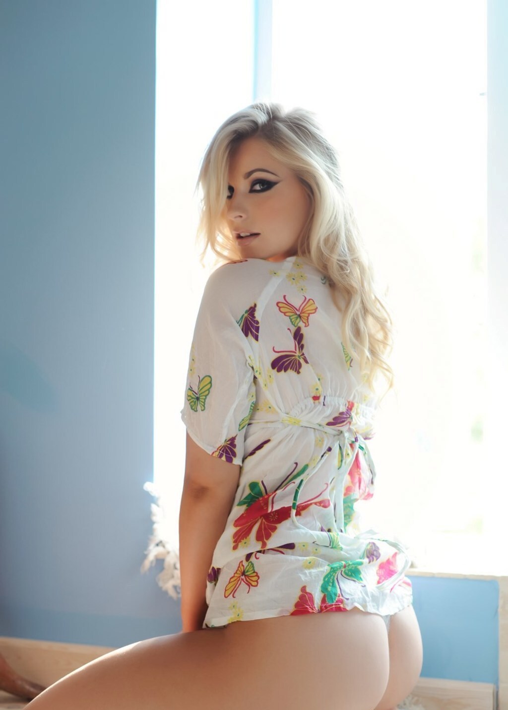 Оля проститутка интим салон СПб у метро Беговая бляди салон